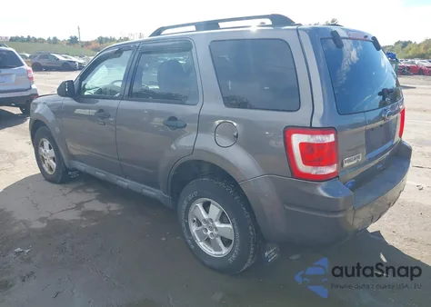2010 Ford Escape Xlt from USA, damaged, VIN 1FMCU9D78AKD08192
